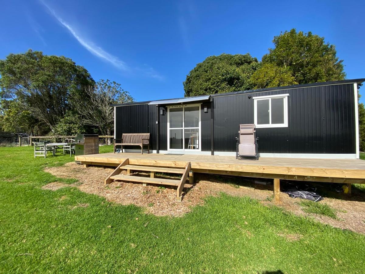 Cosy Cabin To Stay Even Better Than Glamping Pukekohe Exteriör bild